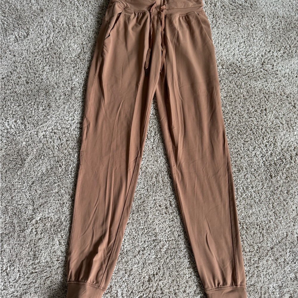 ZYIA Activewear Brown Joggers